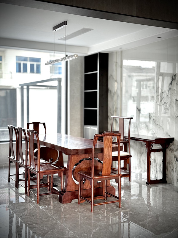 云頭架墩大茶桌